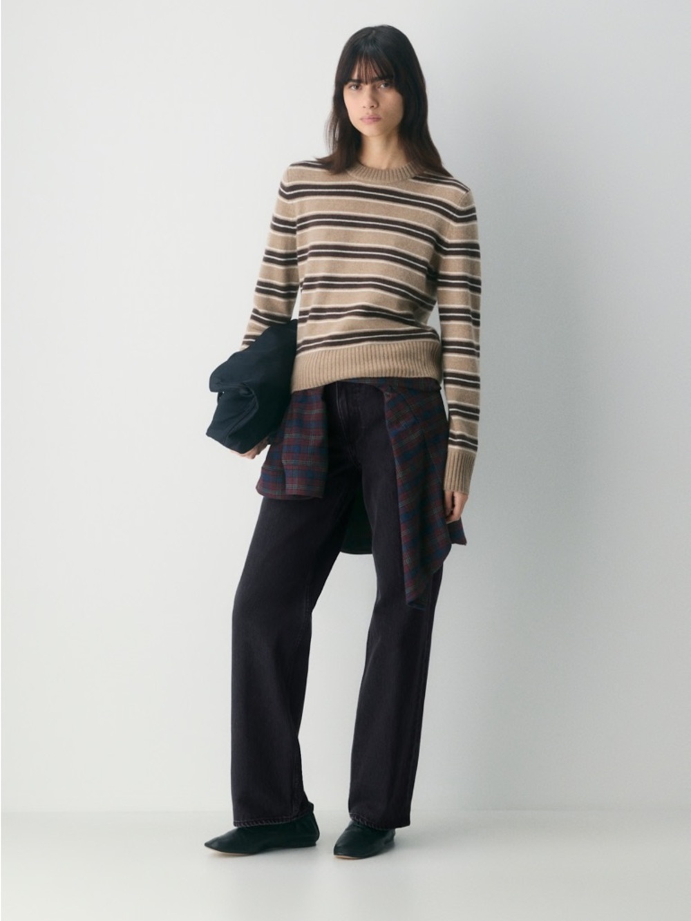 Aritzia Essential Cashmere Shrunken Crew Sweater